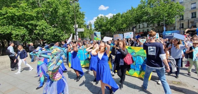 March for the ocean world ocean day Free Spirit Paris